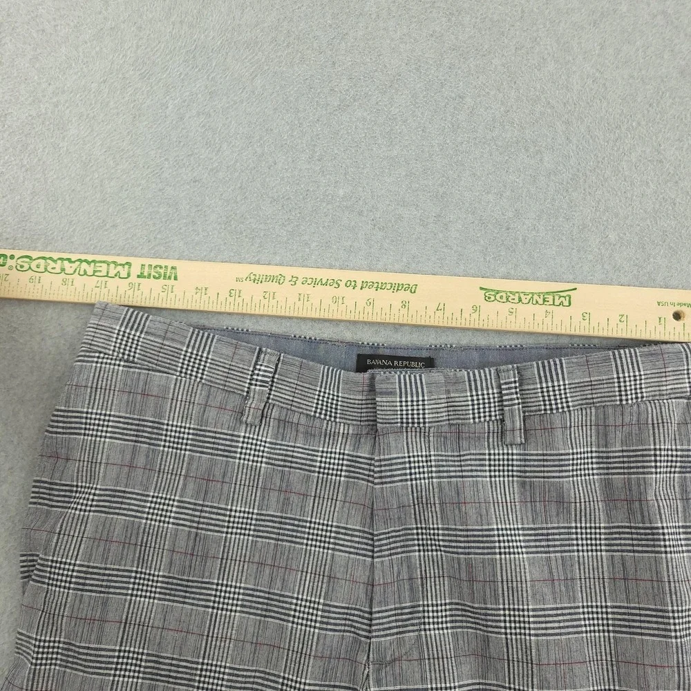 Banana Republic Aiden Club Shorts Mens 34 Gray Plaid Cotton Chino 9